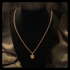 Kendra Scott necklace